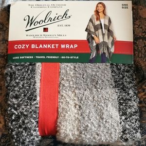WOOLRICH Cozy Blanket Wrap. One size